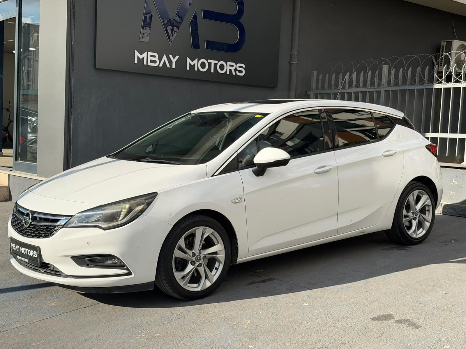 Opel Astra 1.6 CDTI Dynamic