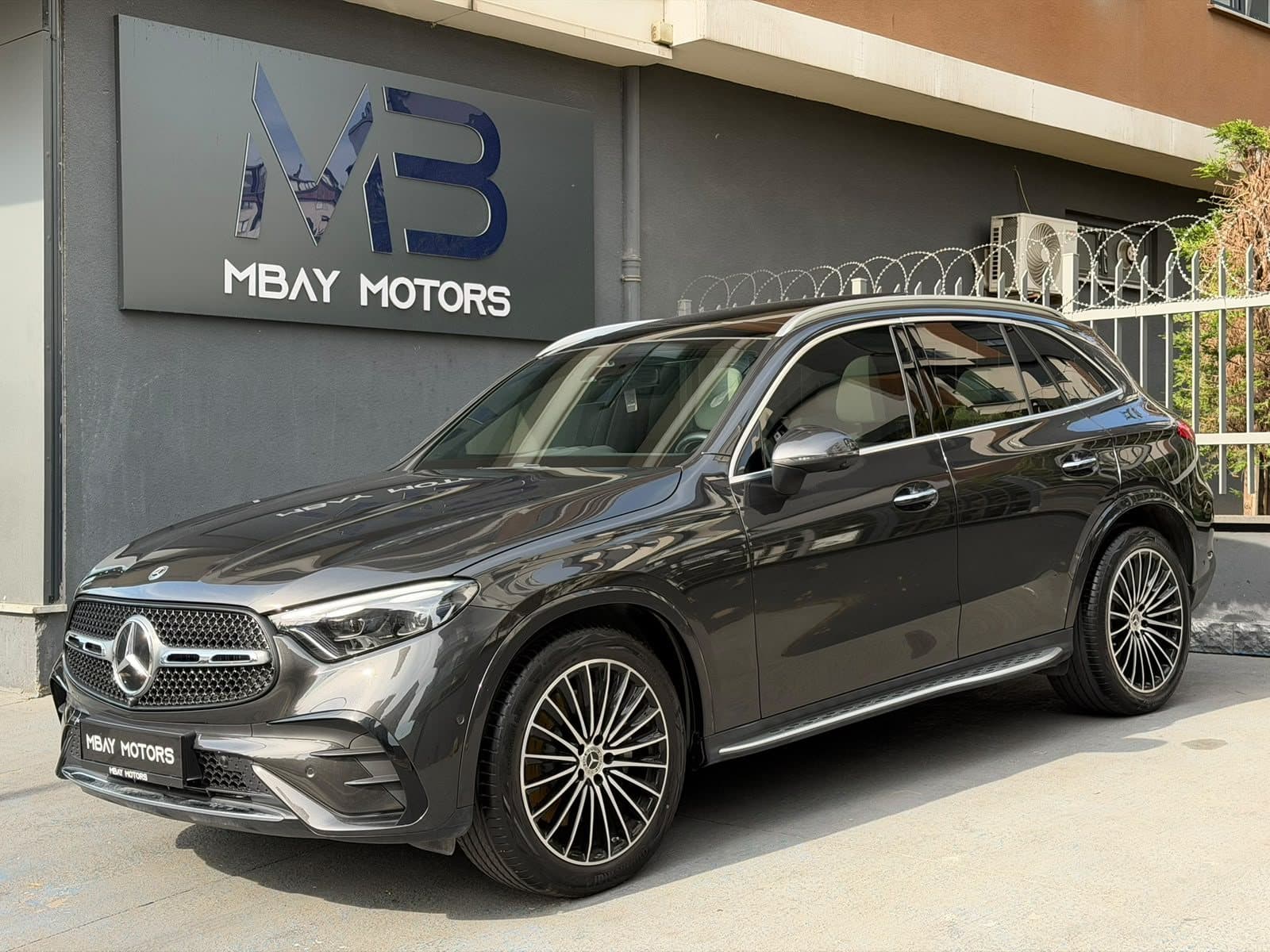 Mercedes GLC 180 AMG